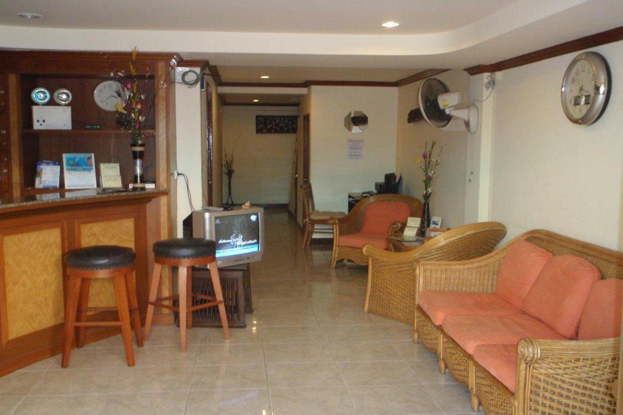 Adonis Guest House Patong Buitenkant foto