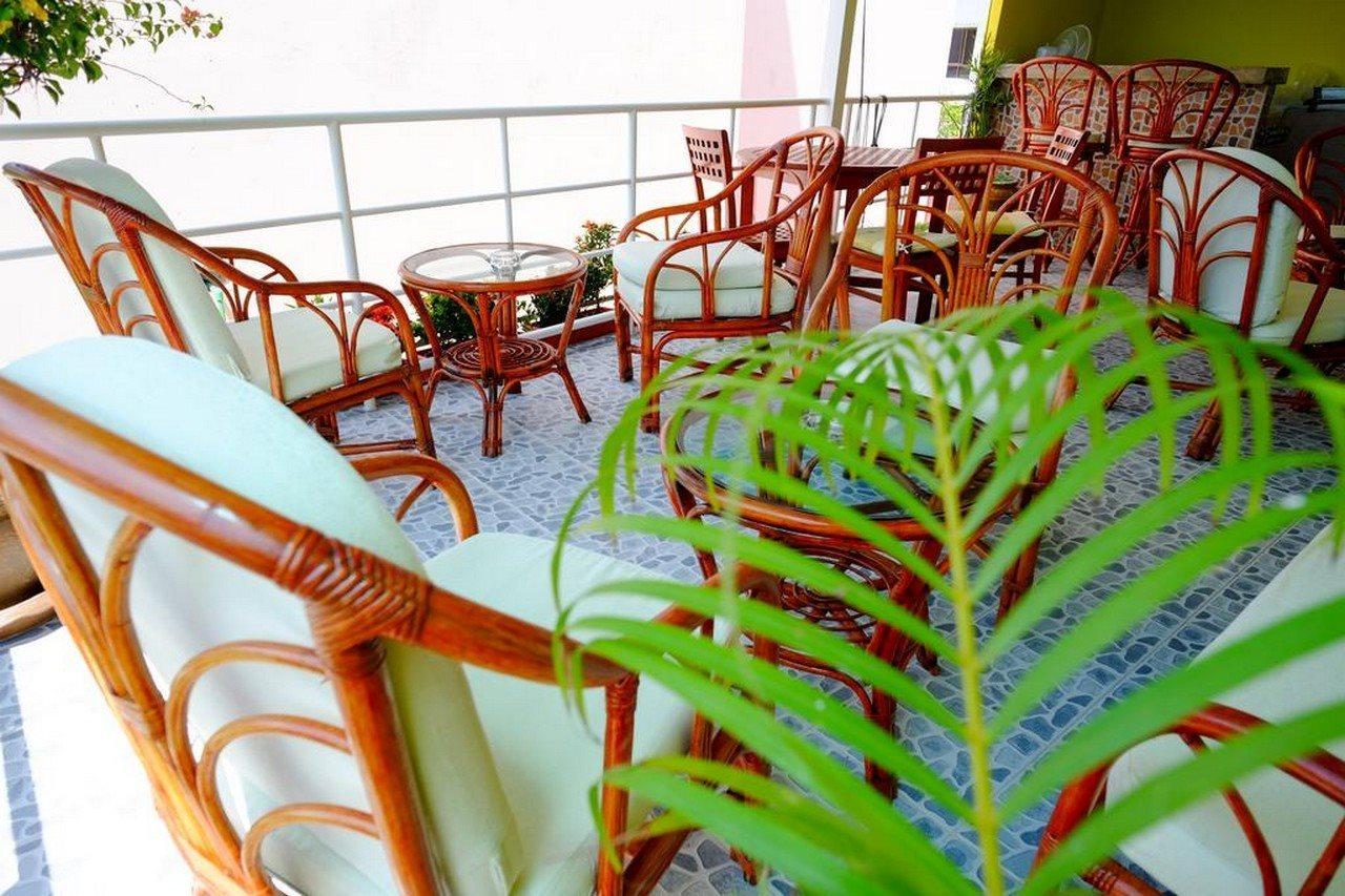 Adonis Guest House Patong Buitenkant foto