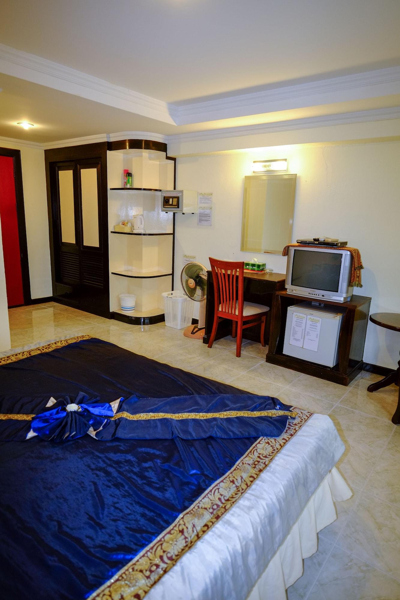 Adonis Guest House Patong Buitenkant foto