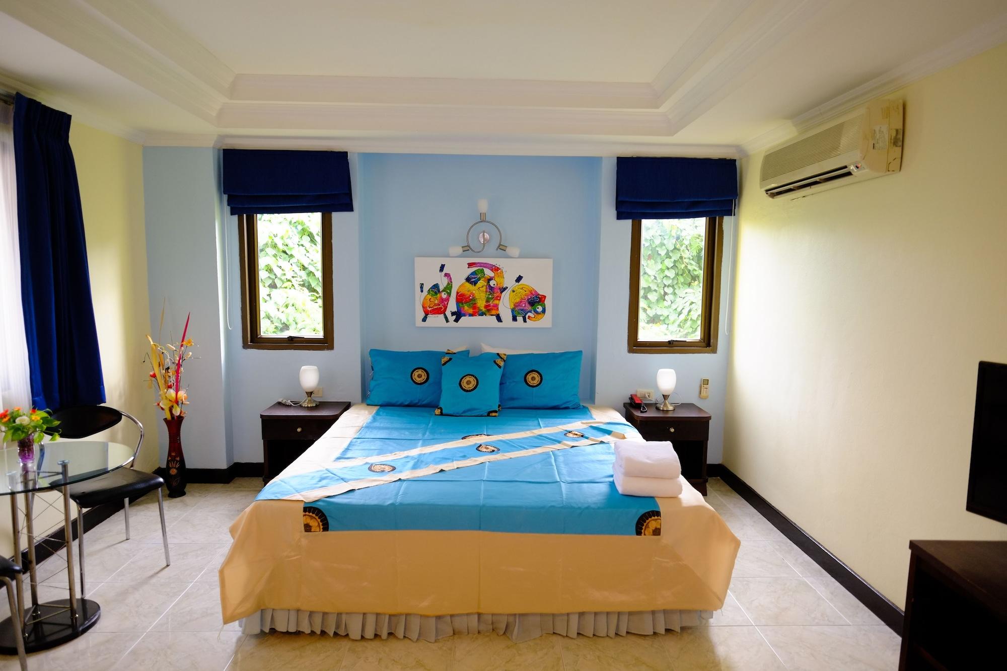 Adonis Guest House Patong Buitenkant foto