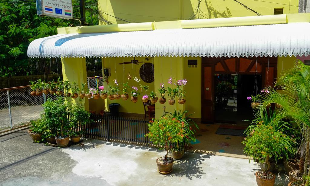 Adonis Guest House Patong Buitenkant foto